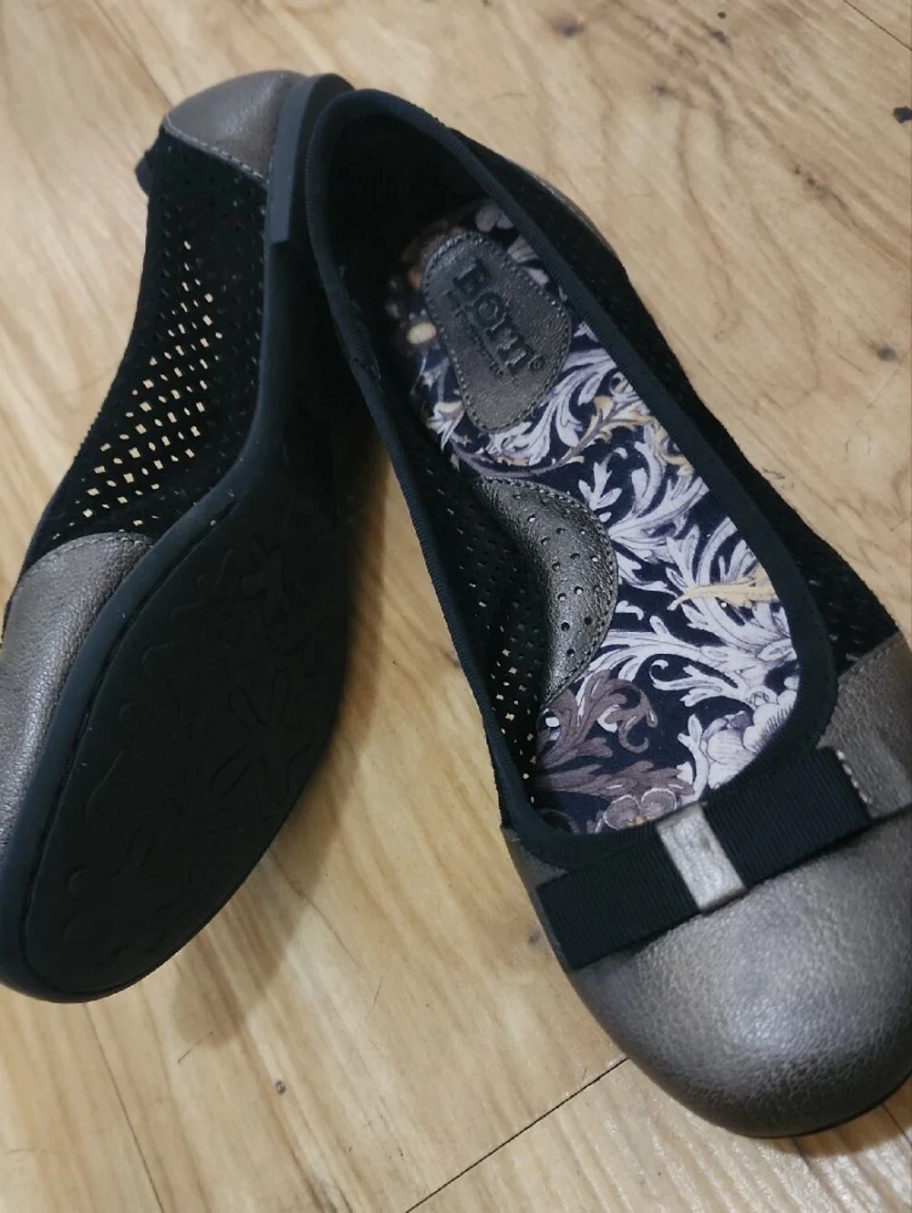 Born Metallic Pewter Ballet Flats with Black Trim and Bow Size 7